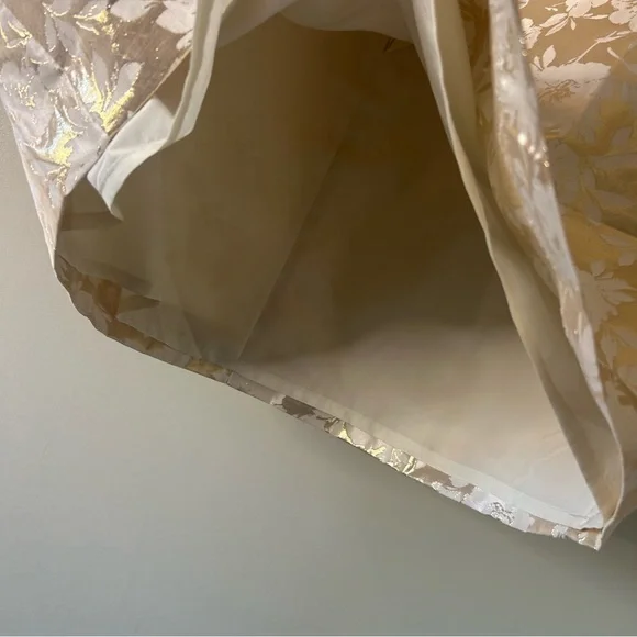 J. Crew beautiful floral metallic gold & cream skirt, women’s sz 12, GUC - Picture 6 of 11